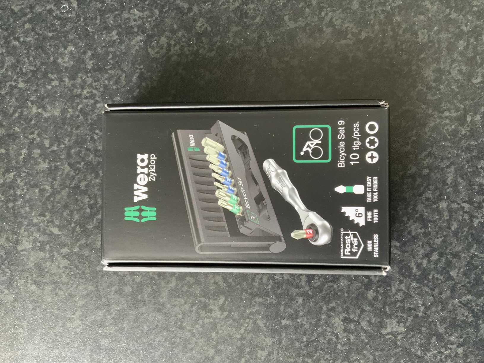 Petit coffret bien pensé