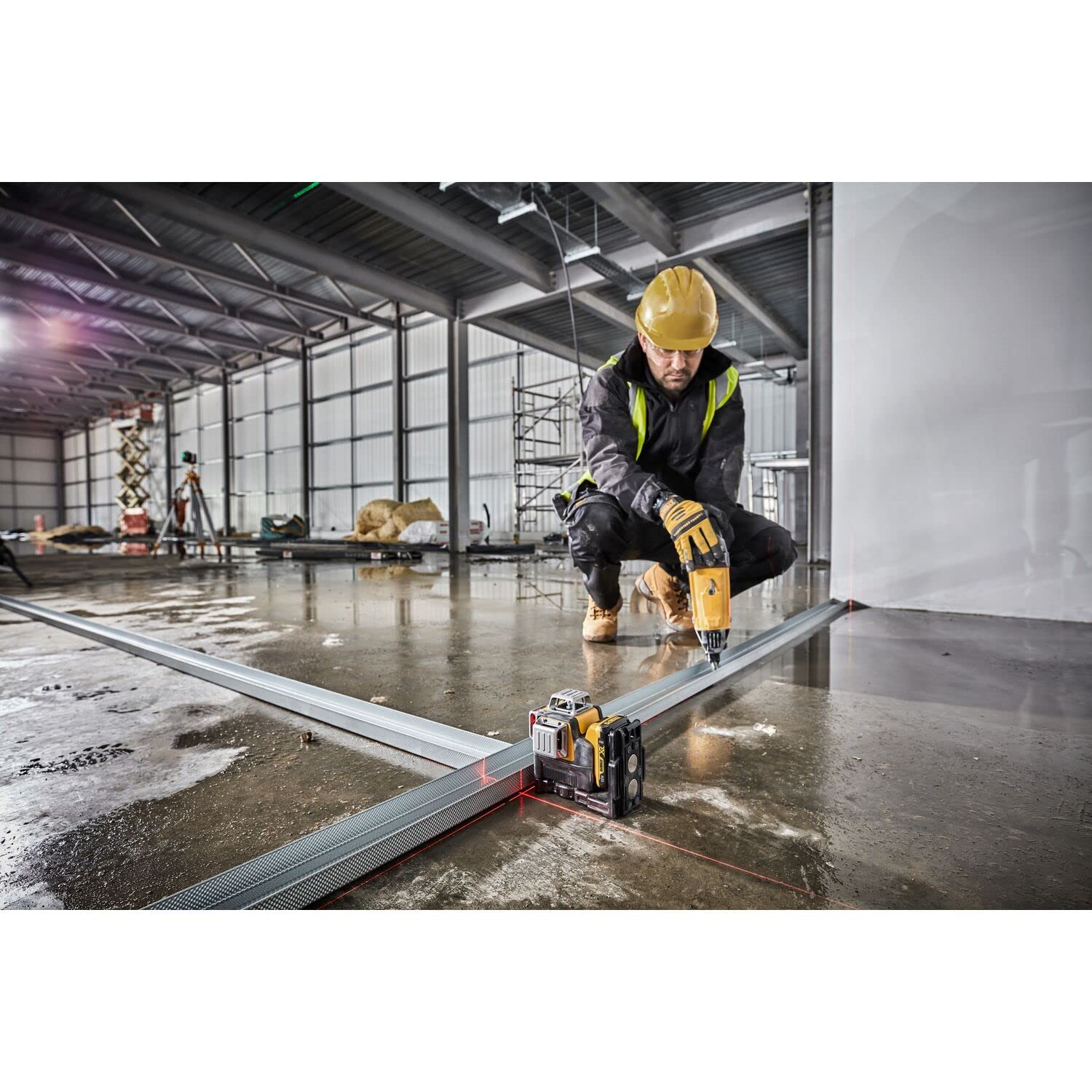 dewalt-dce089d1r-qw-laser-multilignes-3x360-12v-li-ion-2ah-niveau-laser-autonive image 4
