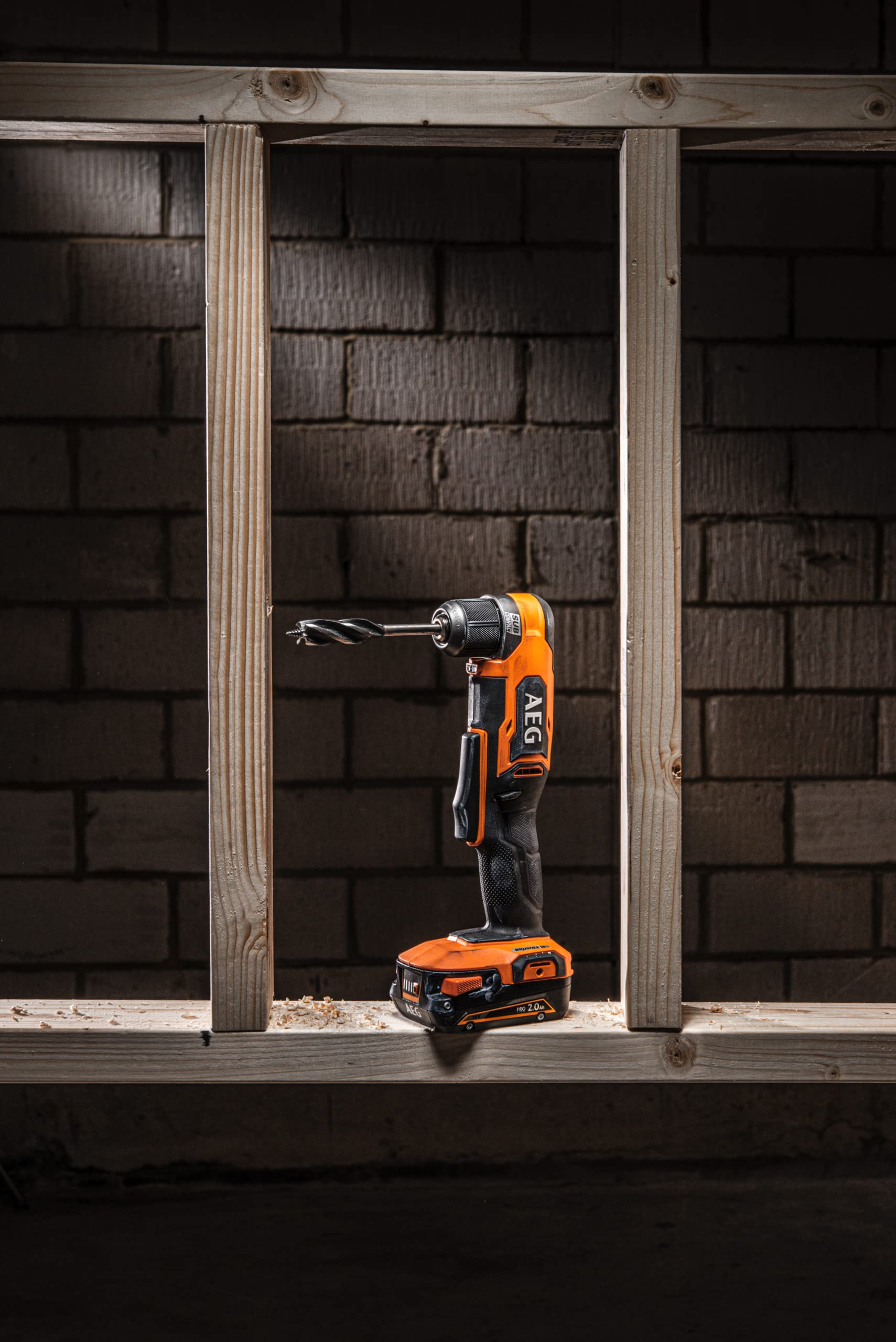 aeg-subcompact-18v-brushless-perceuse-visseuse-d-angle-42-nm-t-te-renvoi-d-angle image 3