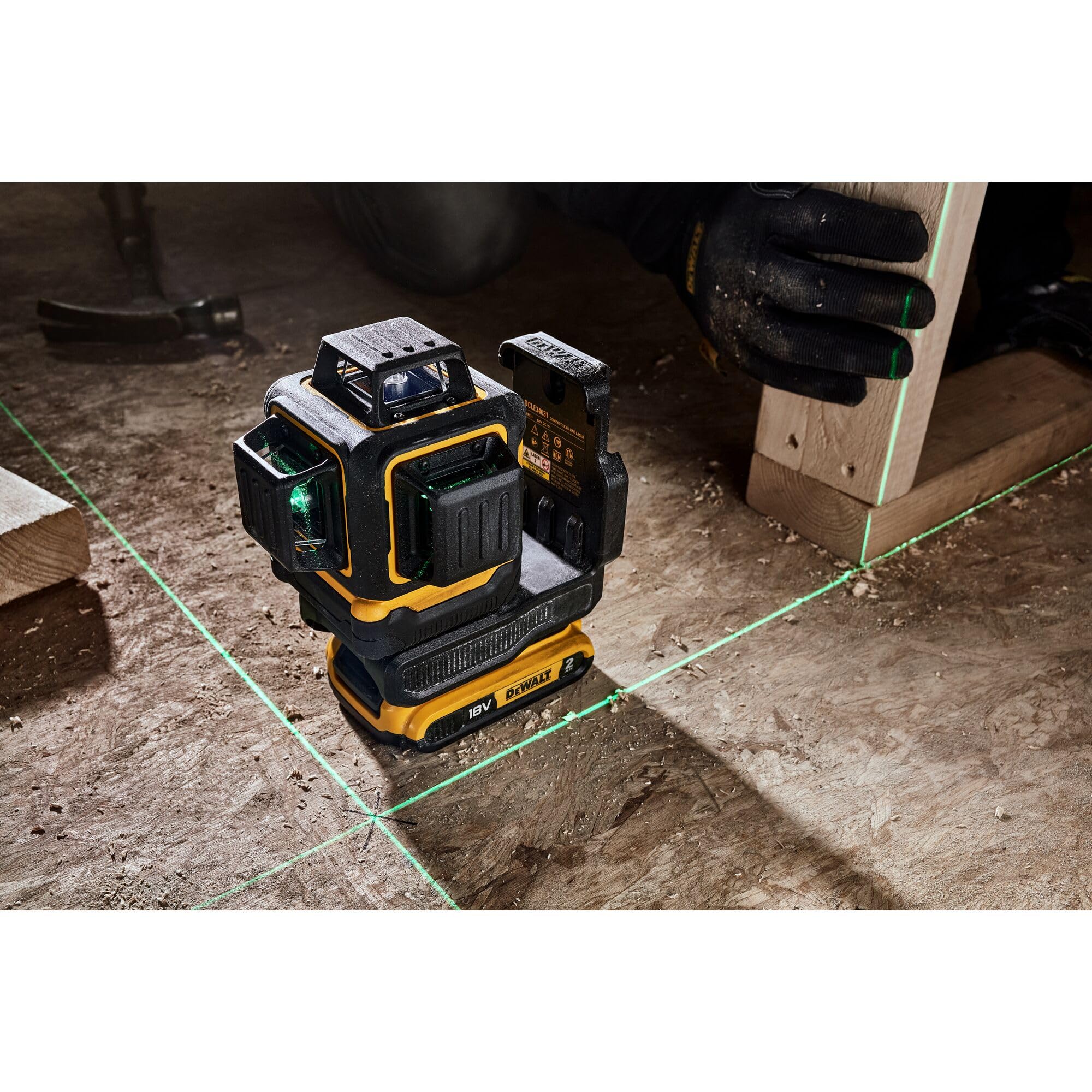 dewalt-dcle34031d1-qw-niveau-laser-multiligne-3x360-vert-compact-xr-18v-avec-bat image 8