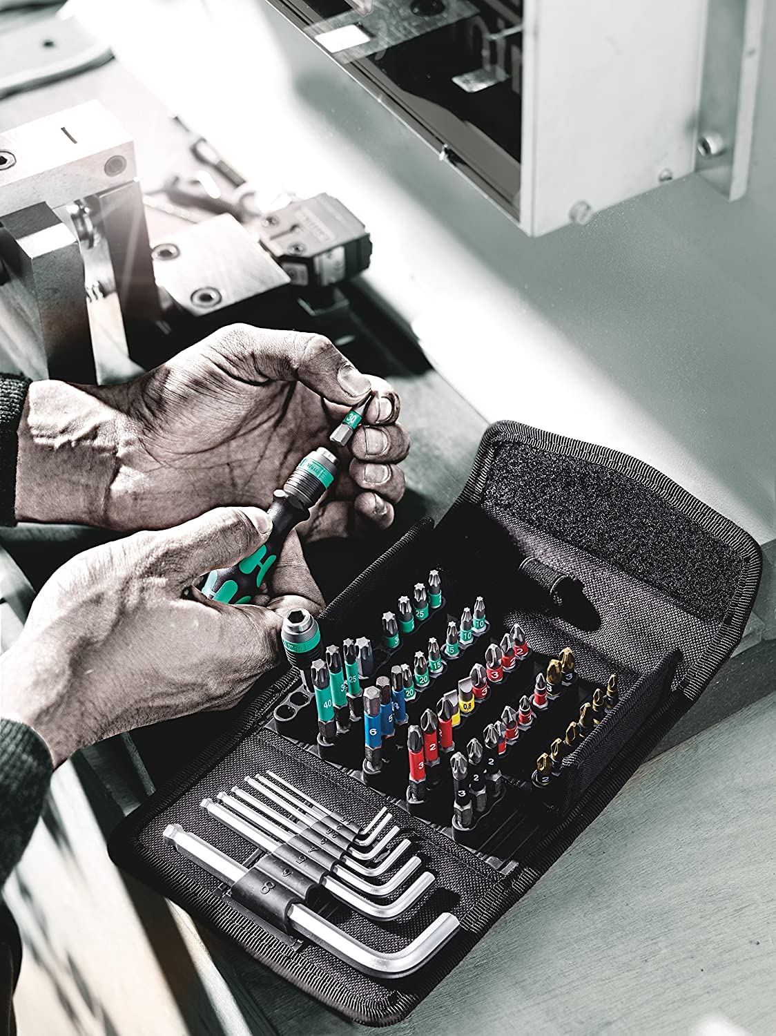 wera-kraftform-kompakt-100-coffret-52-pi-ces-porte-embouts-rapidaptor-embouts-bi image 4